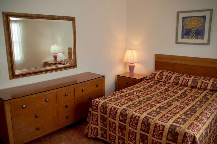 Room 34 of 48