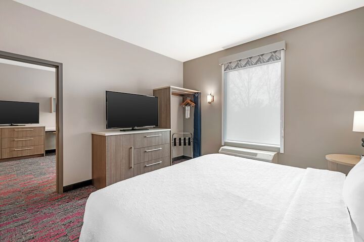 Home2 Suites by Hilton Queensbury Lake George