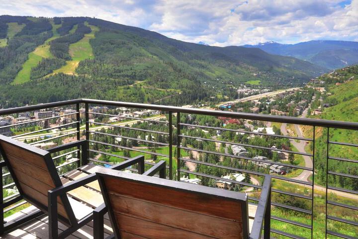 The Arrabelle at Vail Square a RockResort by Vail Resorts