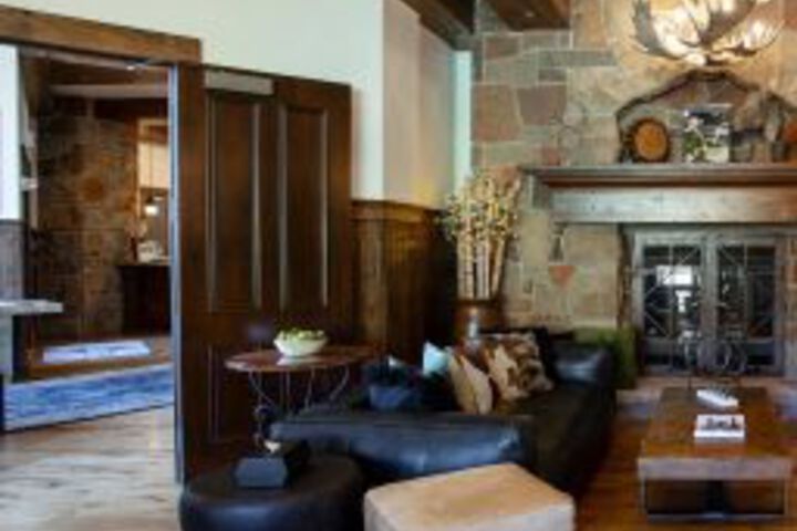 Black Diamond Lodge