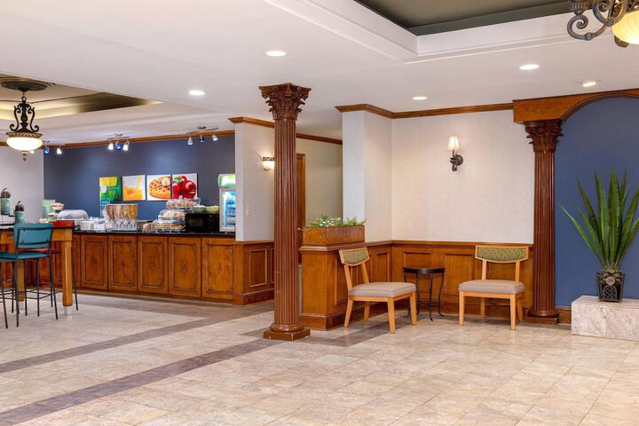 Quality Inn South Hill I-85