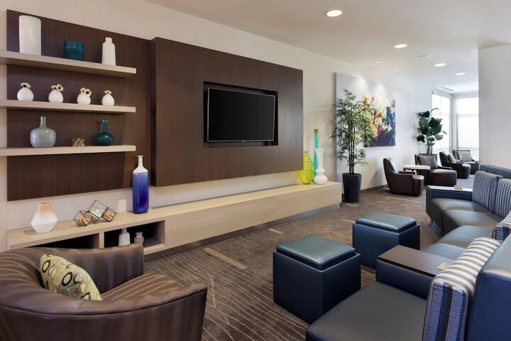 Hotel Interior 9 of 47