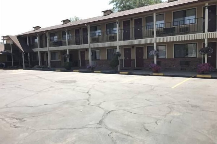 Klamath Motor Lodge