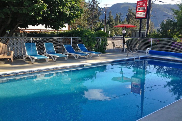 Pool 2 of 57