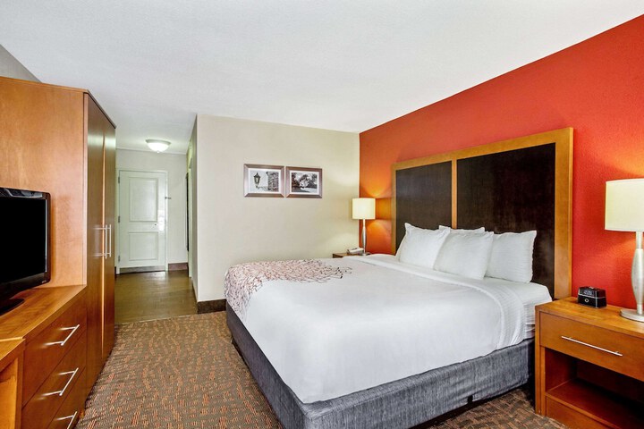Room 13 of 41