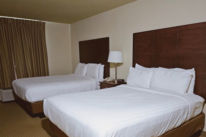 Cobblestone Inn & Suites - Bloomfield
