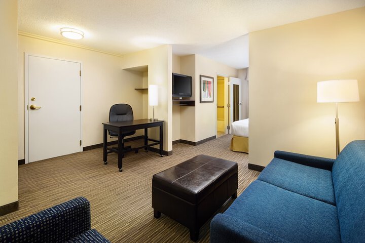 Room 29 of 53