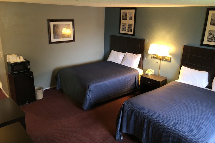 Room 26 of 38