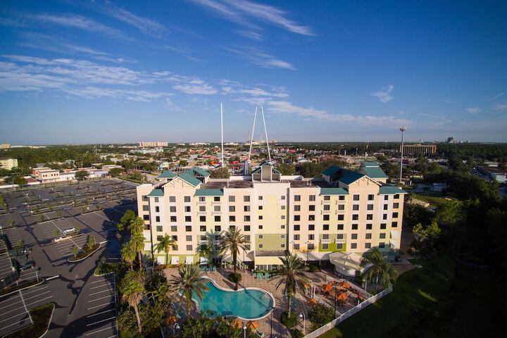 Hotel 4 of 52