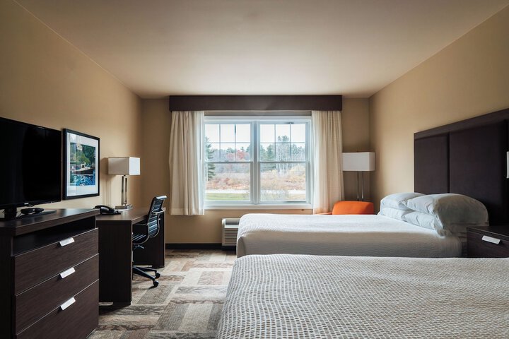 Belfast Harbor Inn