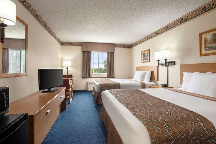 Room 12 of 20