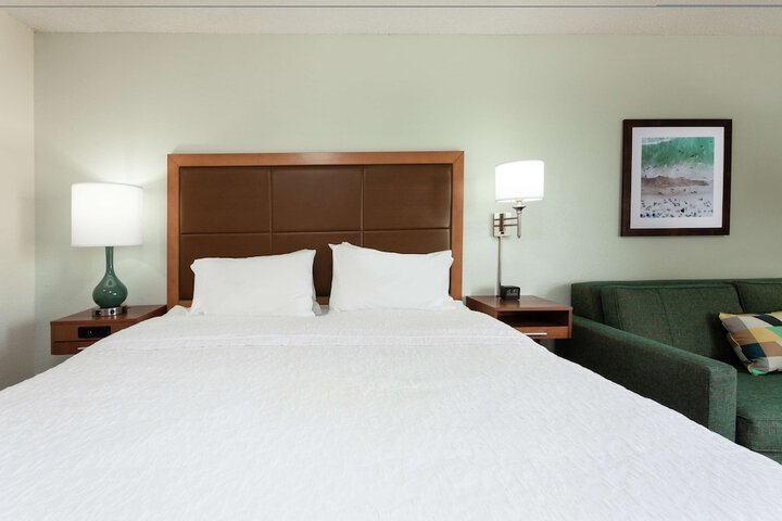 Room 18 of 34