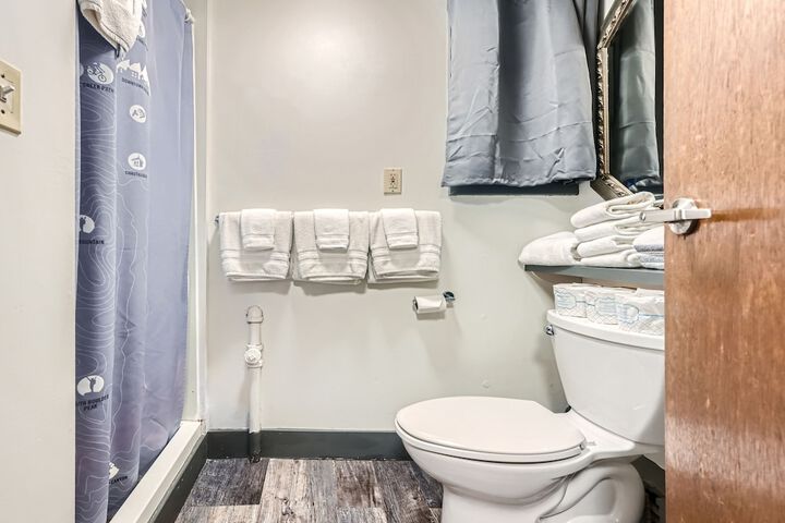 Room 40 of 137
