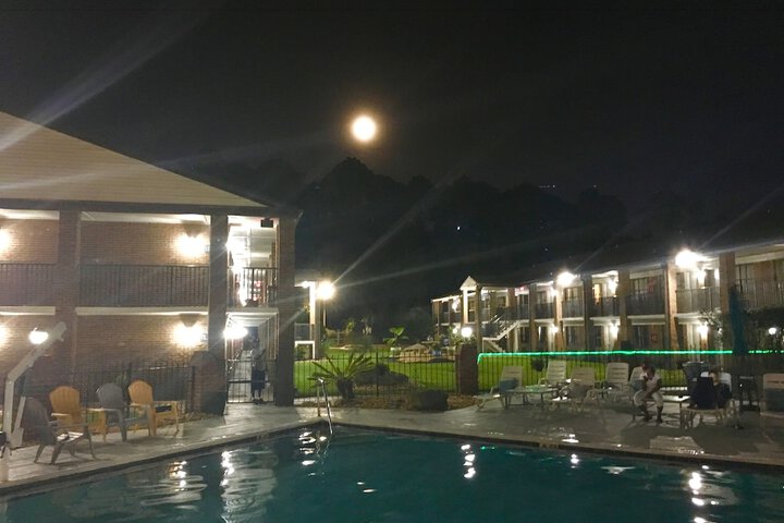 Pool 19 of 92