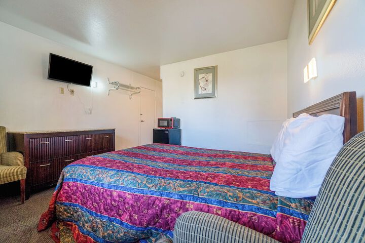 Room 40 of 123