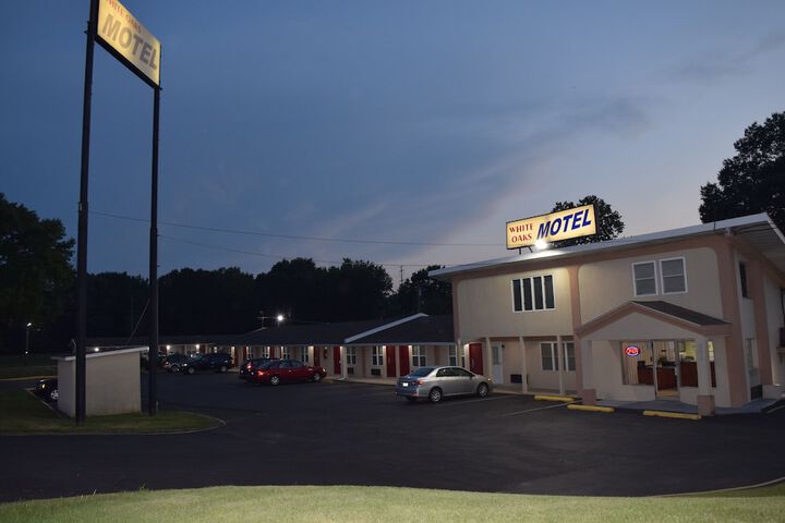 White Oaks Motel Pennsville / Carneys Point