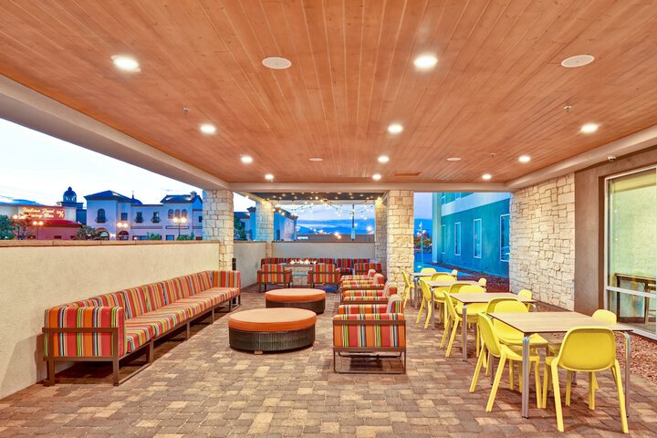 Terrace/Patio 39 of 43