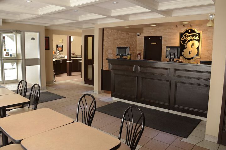 Super 8 by Wyndham North Bay