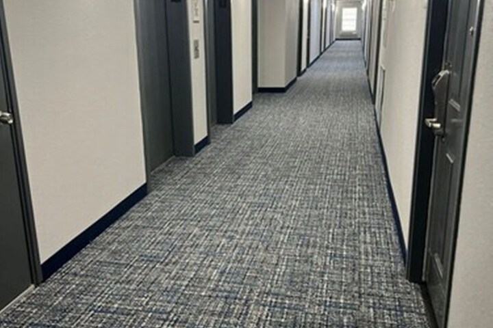 Ballroom/Hall 33 of 35