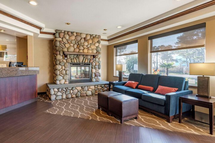 Comfort Inn & Suites Lincoln City