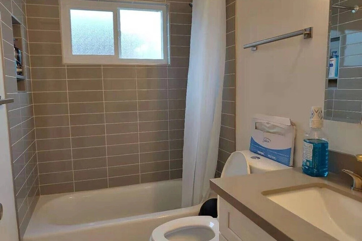 3420 El Cerrito Plaza 1BR apt / Walk to