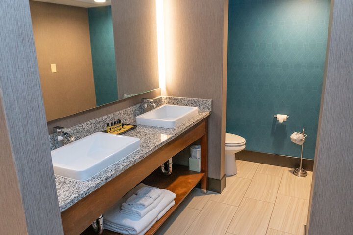 Room 20 of 46