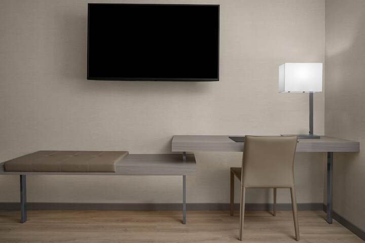AC Hotel by Marriott Miami Dadeland