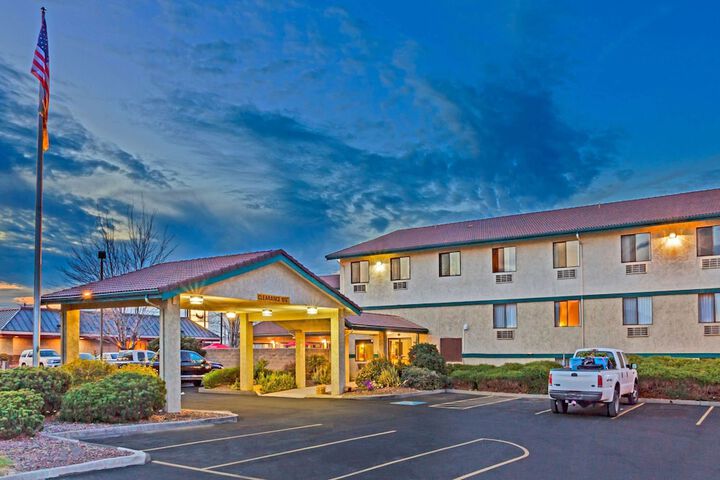 Hotel 3 of 42