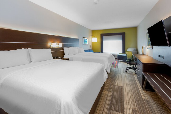 Room 18 of 65