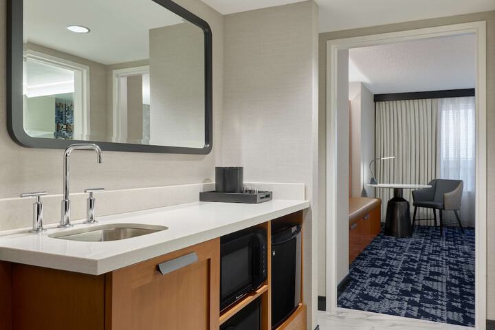 Room 14 of 51