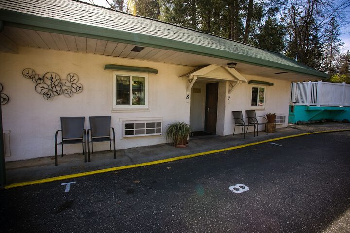 Property Grounds 232 of 236