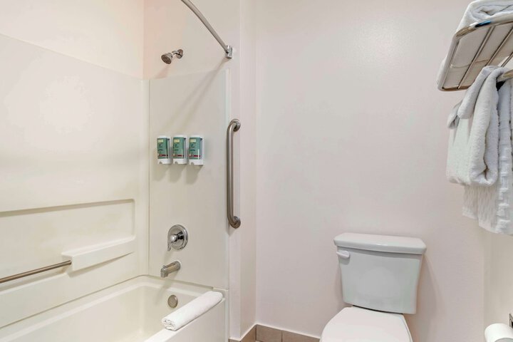 Best Western Salinas Monterey Hotel