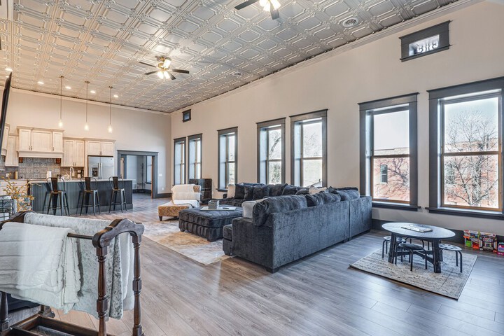 Florence Vacation Rental w / Rooftop Deck!