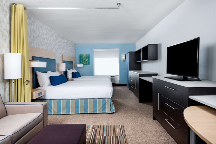 Room 17 of 35