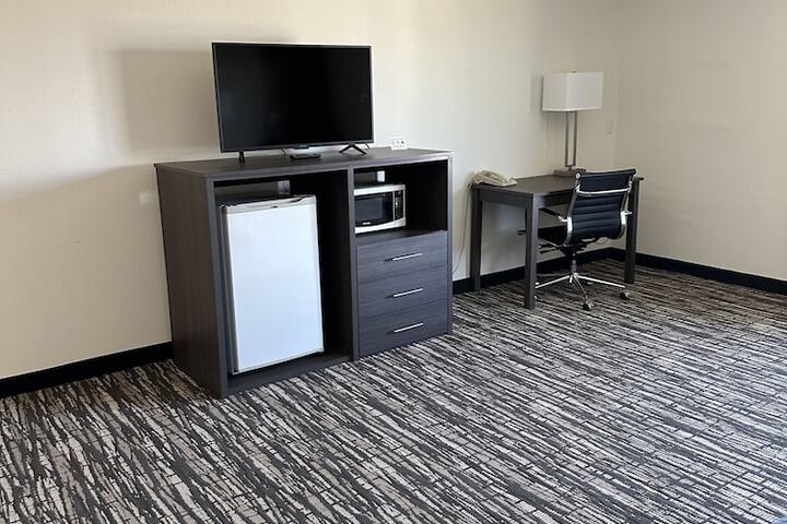 Room 16 of 23