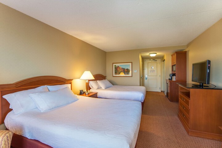 Room 16 of 34