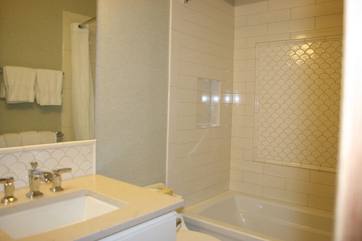 Room 141 of 231
