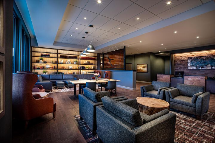 Hotel Maverick