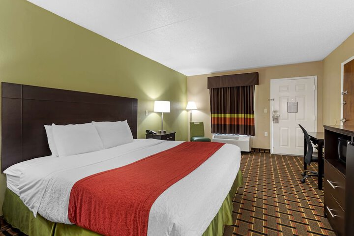 SureStay Hotel by Best Western Lenoir City