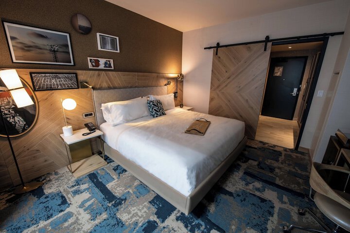Room 78 of 160