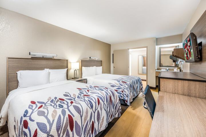 Room 21 of 28