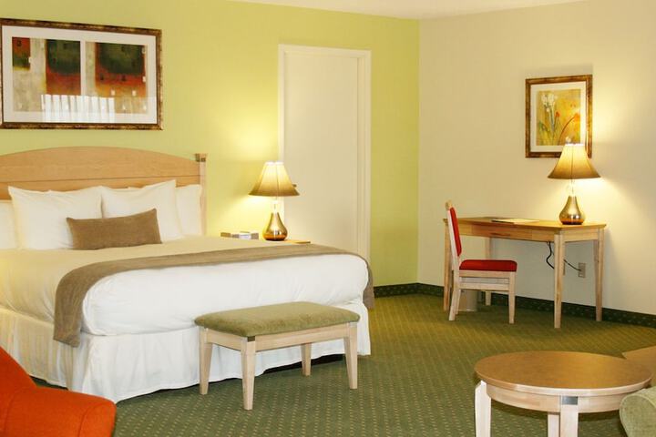 Room 14 of 22