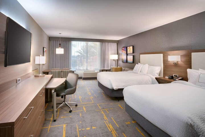 Room 20 of 34