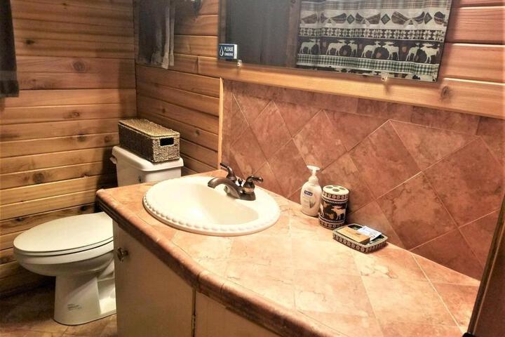 Rivers Edge Cabin
