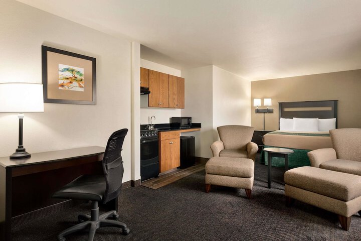 Room 8 of 20
