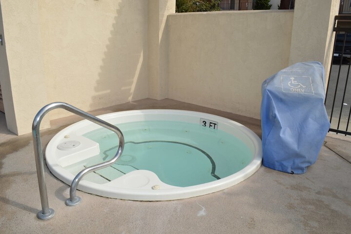 Laurel Inn Motel