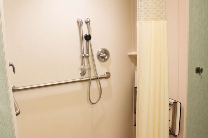 Room 19 of 53