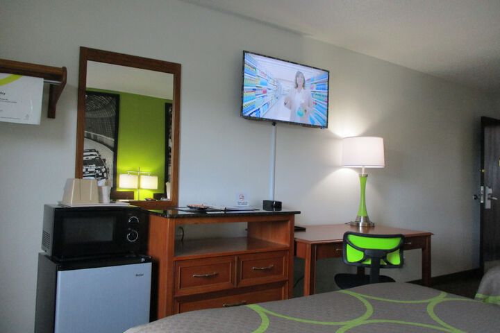 Room 37 of 48