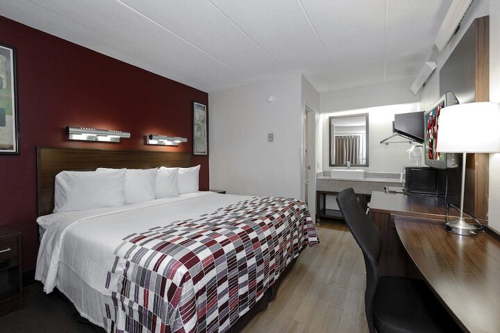 Room 15 of 34