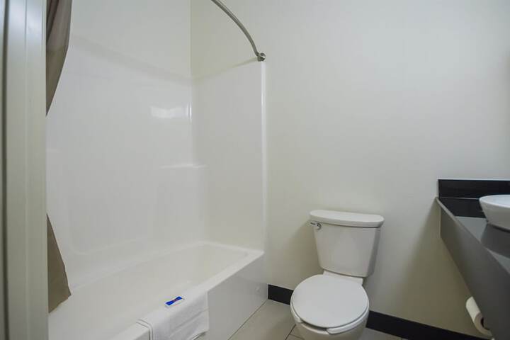 Room 16 of 31